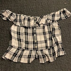 American eagle off the shoulder top